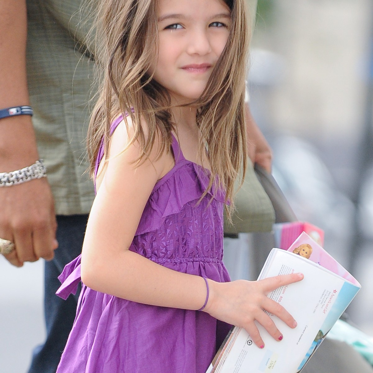 Suri Cruise Through The Years Katie Holmes And Tom Cruise S Child