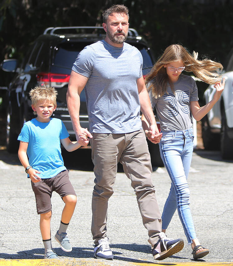 Ben Affleck Violet Samuel