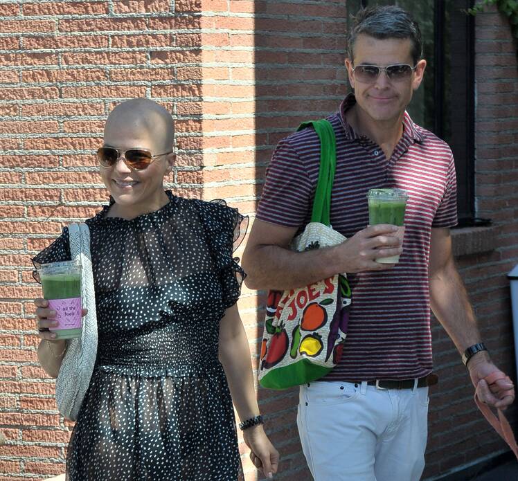 Selma Blair was all smiles as she grabbed a fresh Juice with her boyfriend and her puppy in Studio City, CA