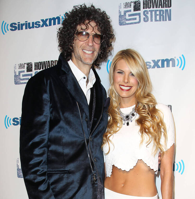 Howard Stern and Beth Ostrosky Stern