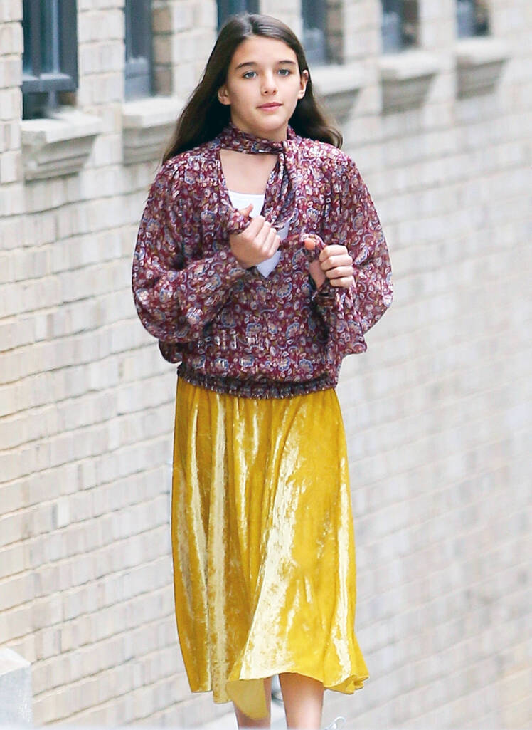Suri Cruise Stylish Mom Katie Holmes NYC