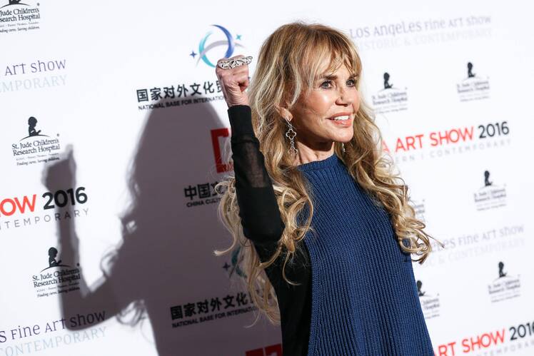 Dyan Cannon 