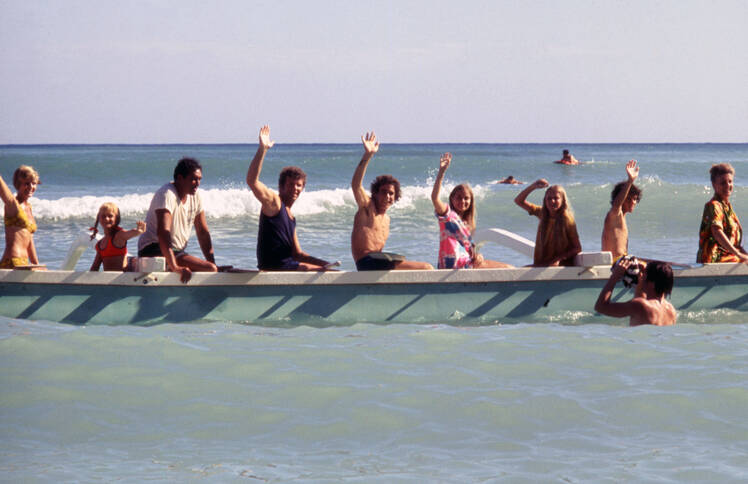brady-bunch-in-hawaii