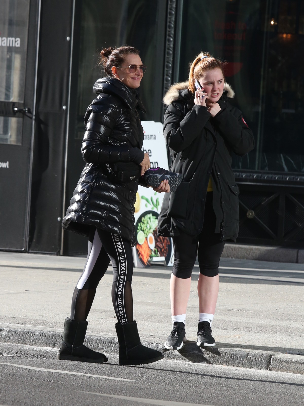 Brooke Shields Hails Taxi Cab With Daughter Rowan in NYC