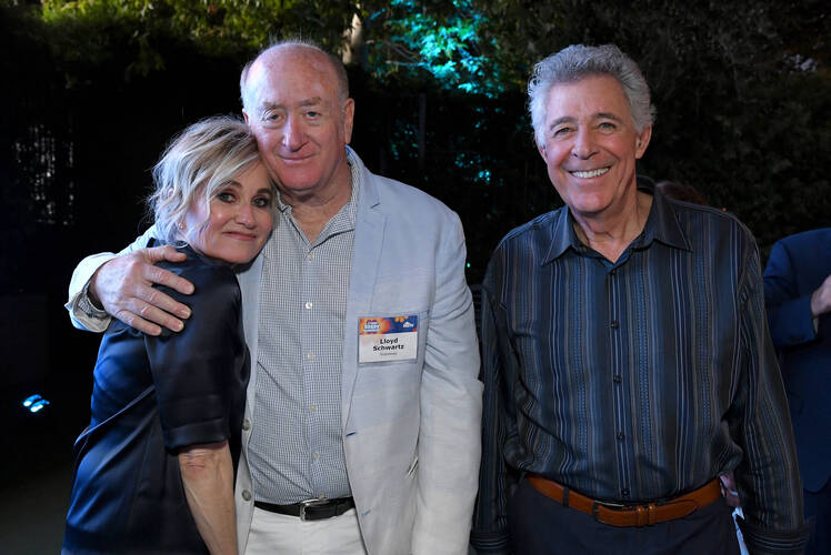 maureen-mccormick-lloyd-schwartz-barry-williams