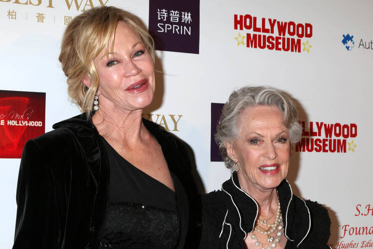melanie griffith and mom Tippi Hedren