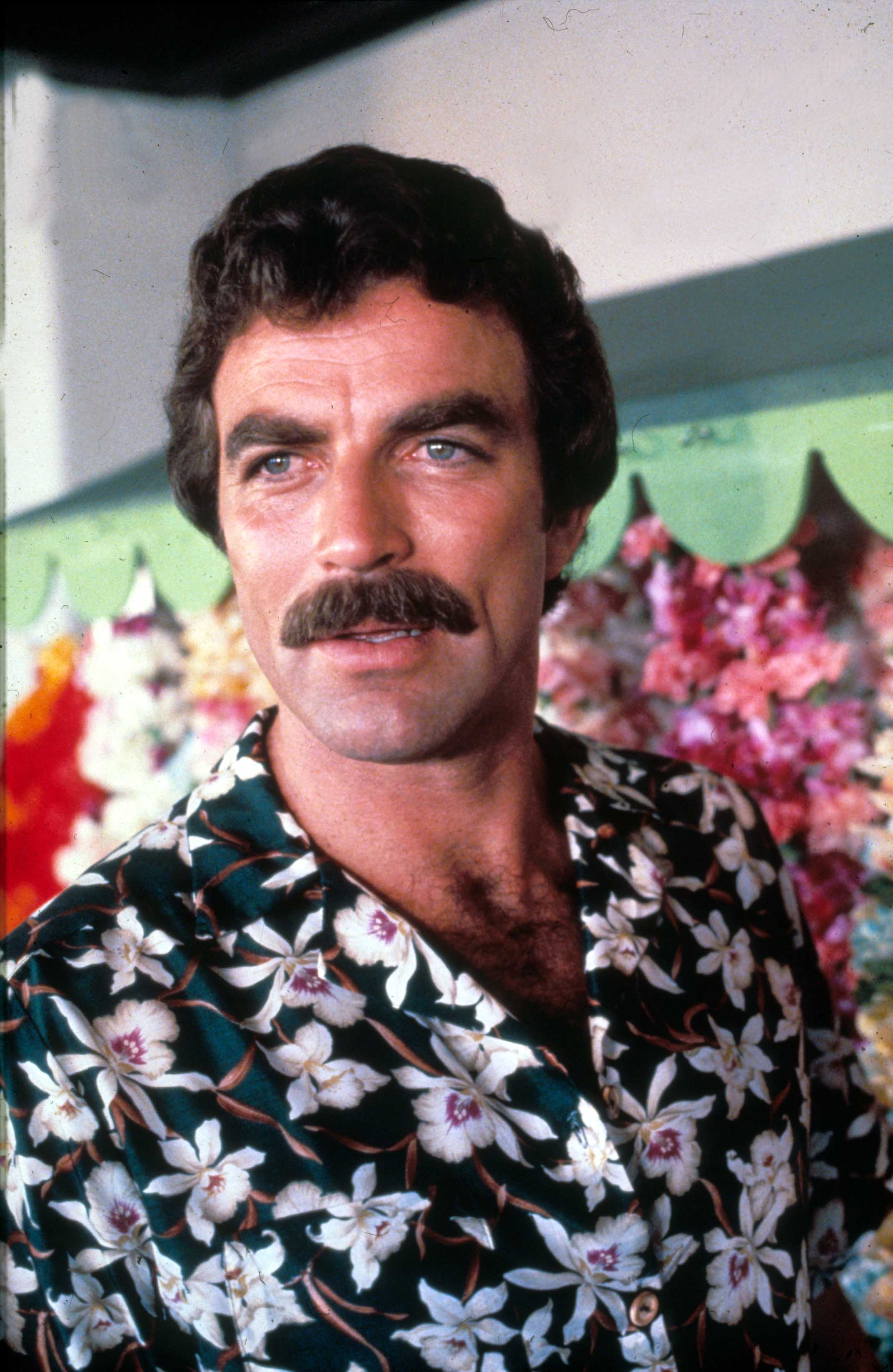 Tom Selleck Lives a 'Low-Key' Life Now, Is a 'Good Dad' to Kids ...