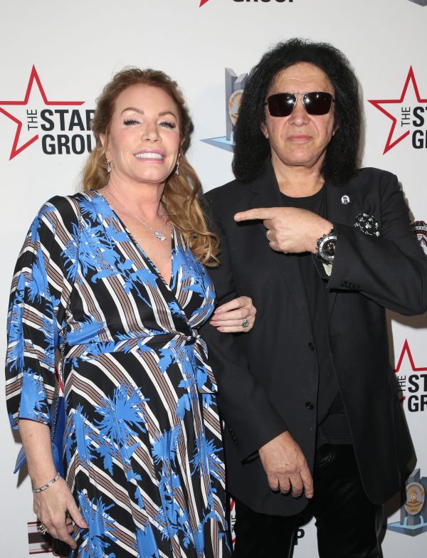 Gene Simmons Frau Treffen Sie Shannon Tweed, die Ehefrau des Kiss