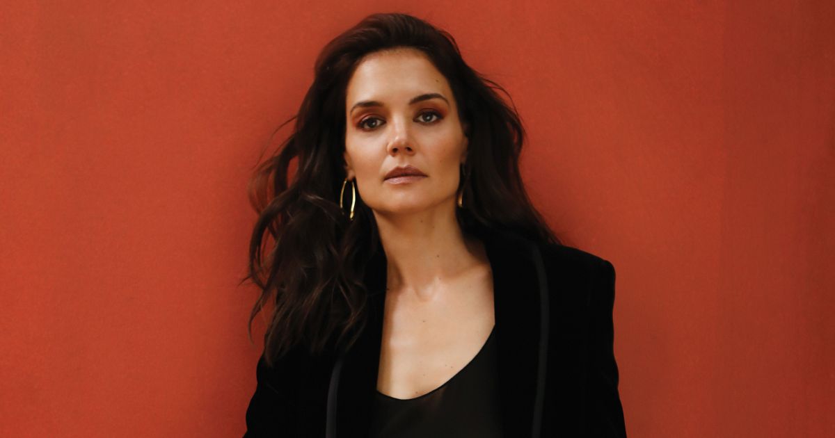 Katie Holmes Looks Stunning In Lingerie Shoot For Flaunt Magazine 