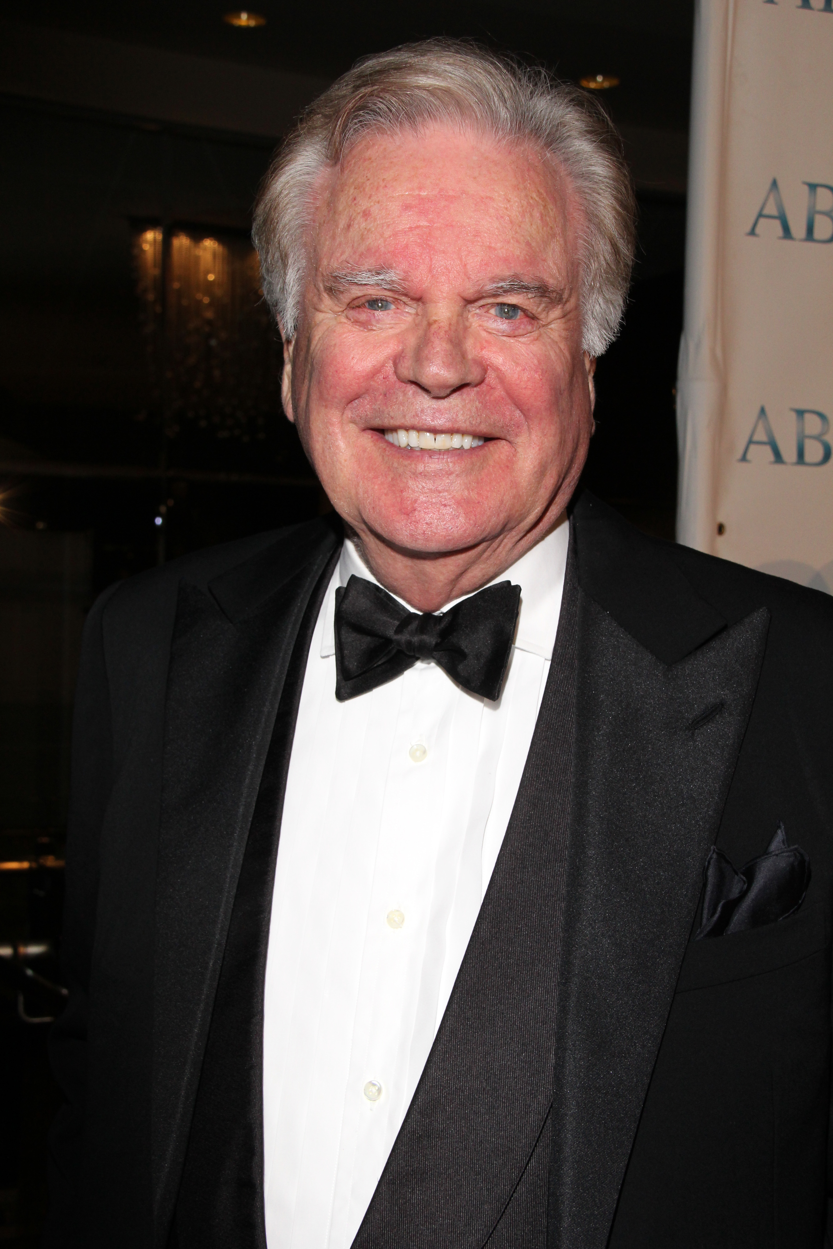 Robert Wagner Will Do Something 'Small' for His 90th Birthday Closer