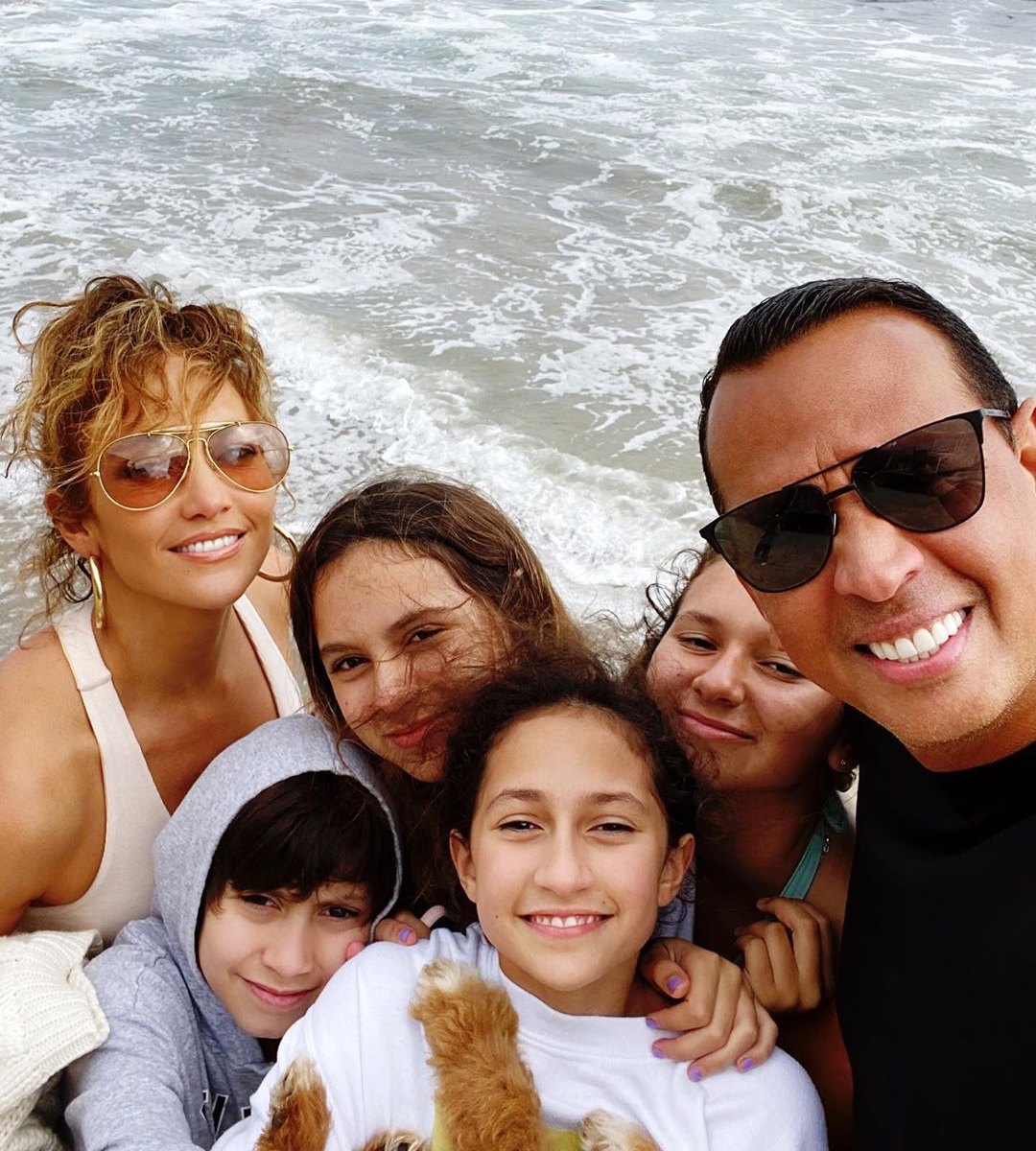 Jennifer Lopez & Alex Rodriguez Take Family Trip To Israel