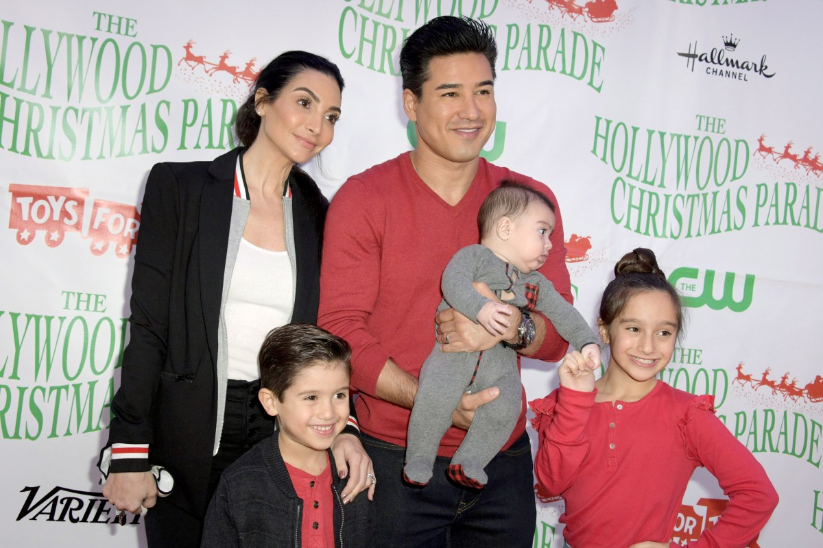 Mario Lopez's 3 Kids Play the Piano Together in Cute Family Video