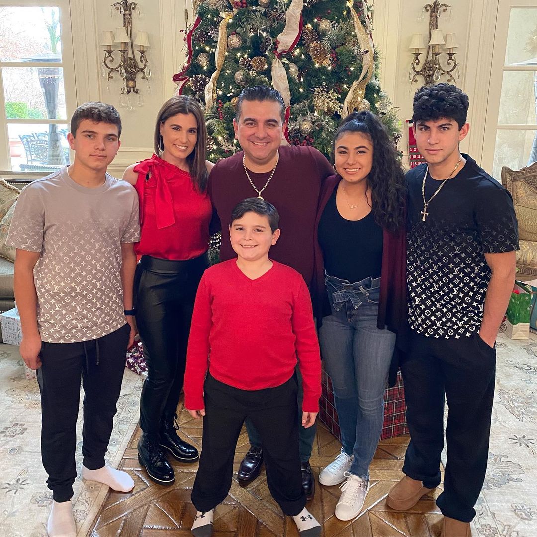 Buddy Valastro Wears Sparkly 'Cake Boss' Jersey at Cute Family