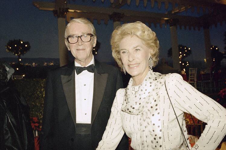 late-star-jimmy-stewarts-daughter-kelly-recalls-sweet-christmas-memories-we-were-astounded