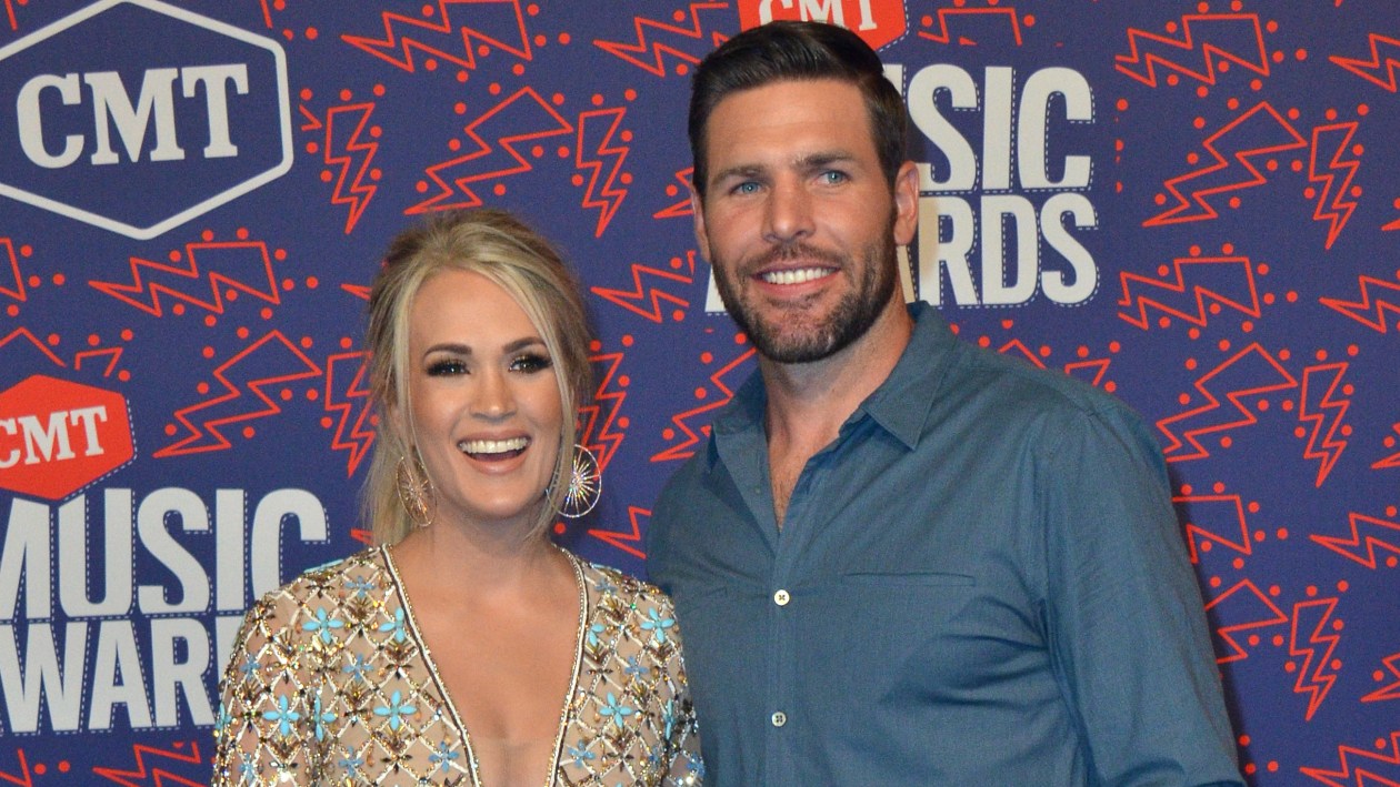 Carrie Underwood's Kids Meet Her Children With Mike Fisher