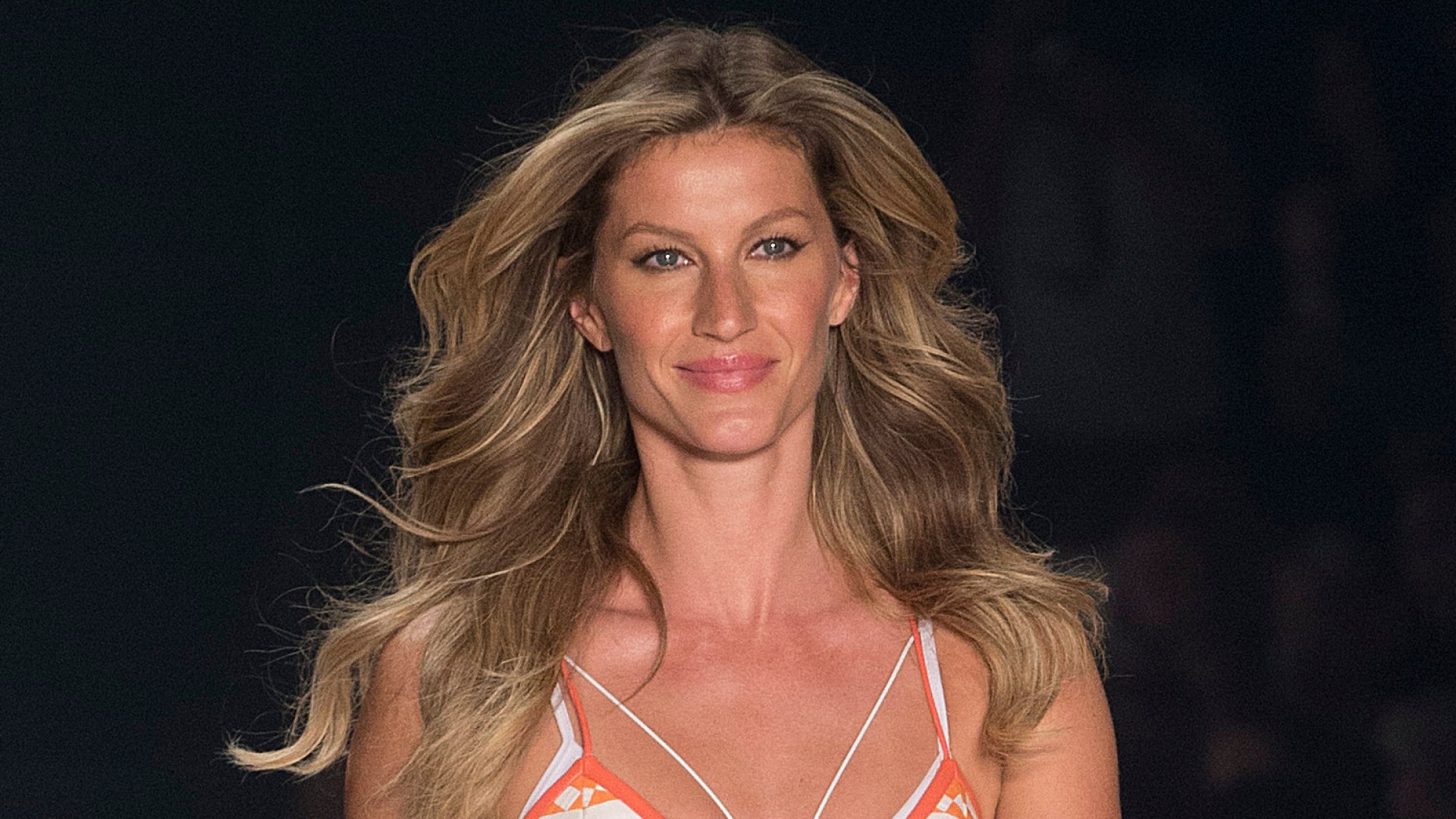 Gisele Bundchen's Net Worth How Much Money Does She Make?