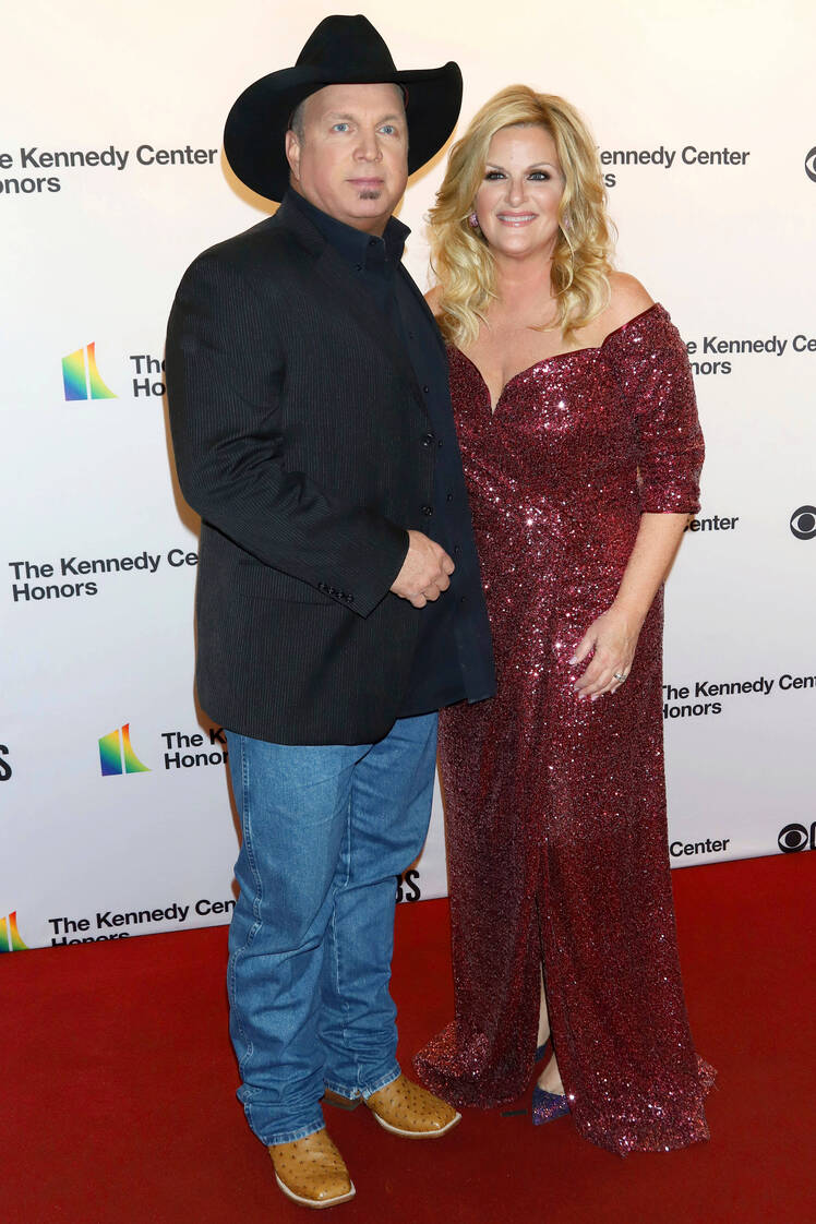 Garth Brooks 'Stepped Up' After Trisha Yearwood COVID Diagnosis