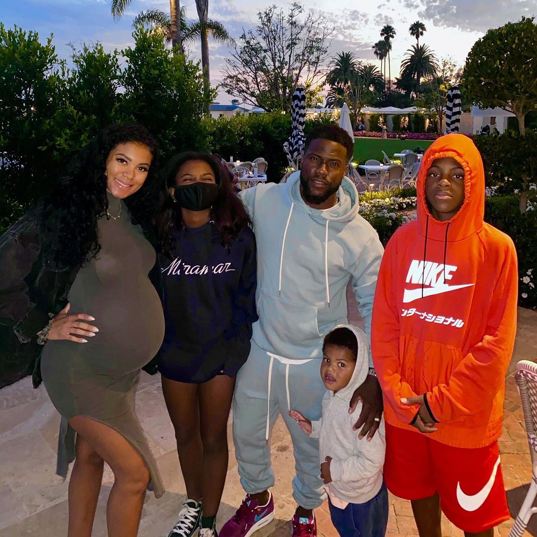 Kevin Hart's Cutest Photos With His Kids and Blended Family