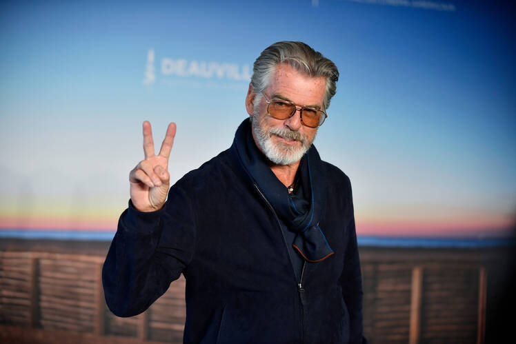 pierce-brosnans-net-worth-how-much-money-does-he-make