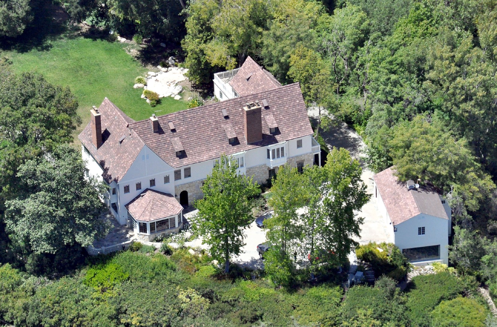 Where Does Sandra Bullock Live? Details on Her Many Homes