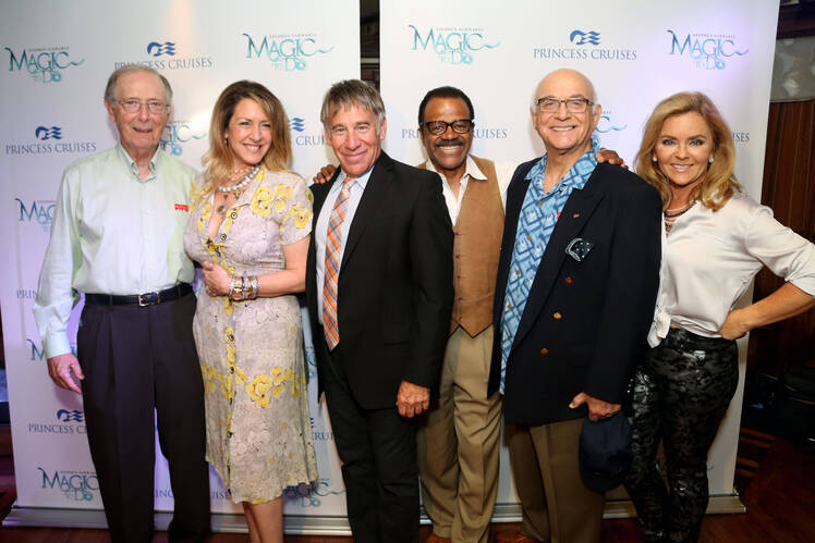 inside-the-love-boat-casts-close-bond-after-40-plus-years