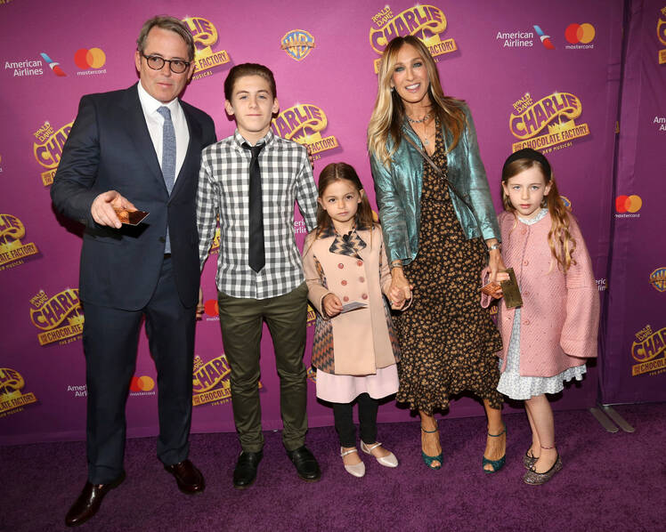 sarah-jessica-parker-shares-rare-photos-of-twin-daughters