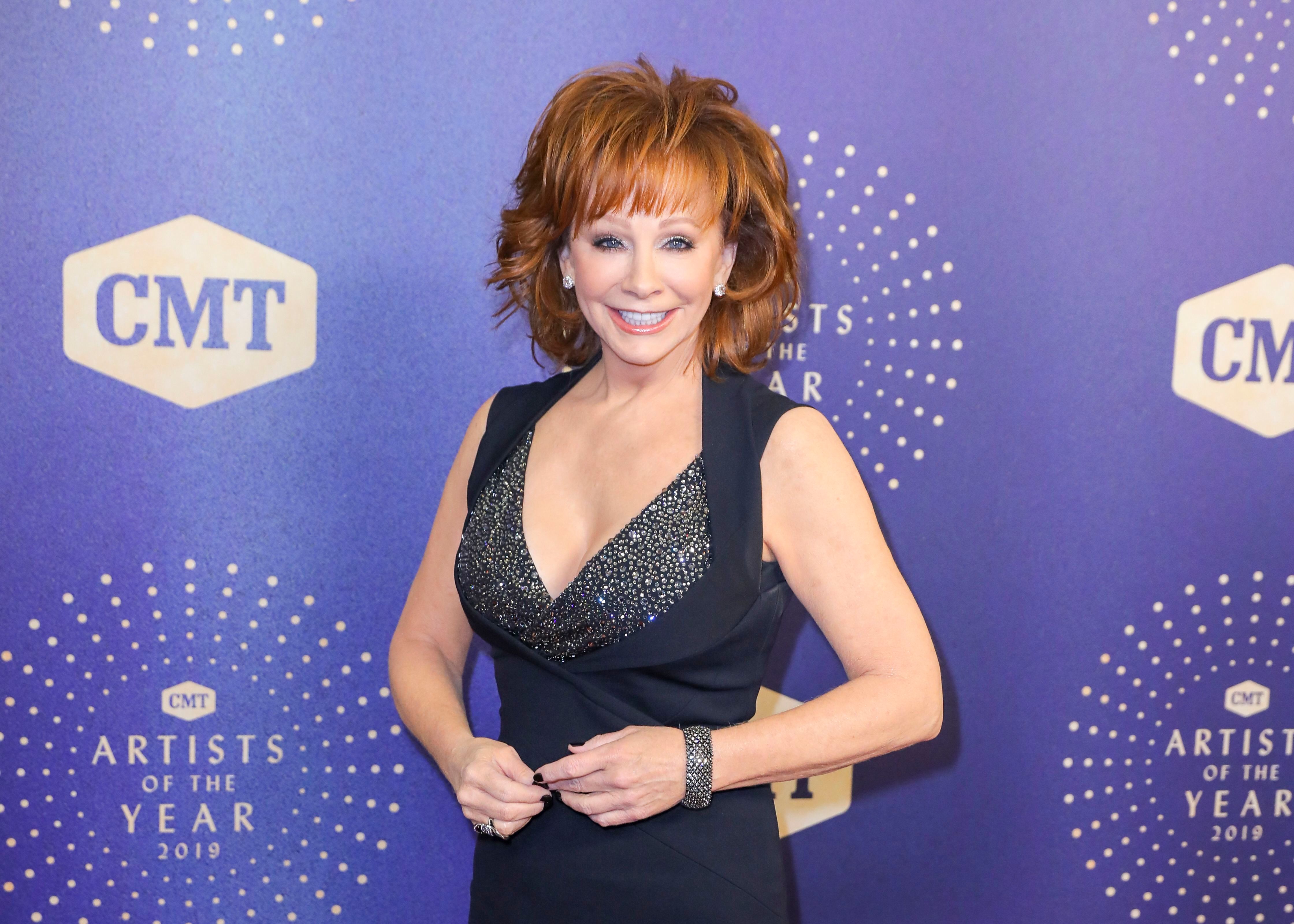 Reba McEntire Facts: Details About Her Life and Career | Closer Weekly