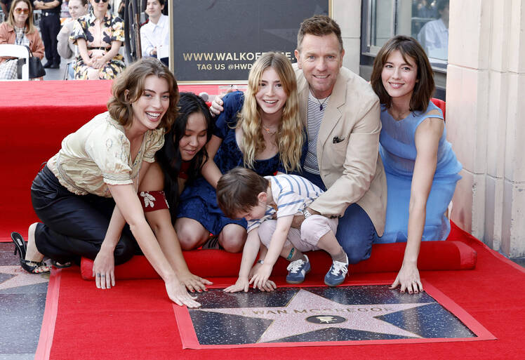Ewan McGregor’s Kids: Photos of Their Rare Outings 