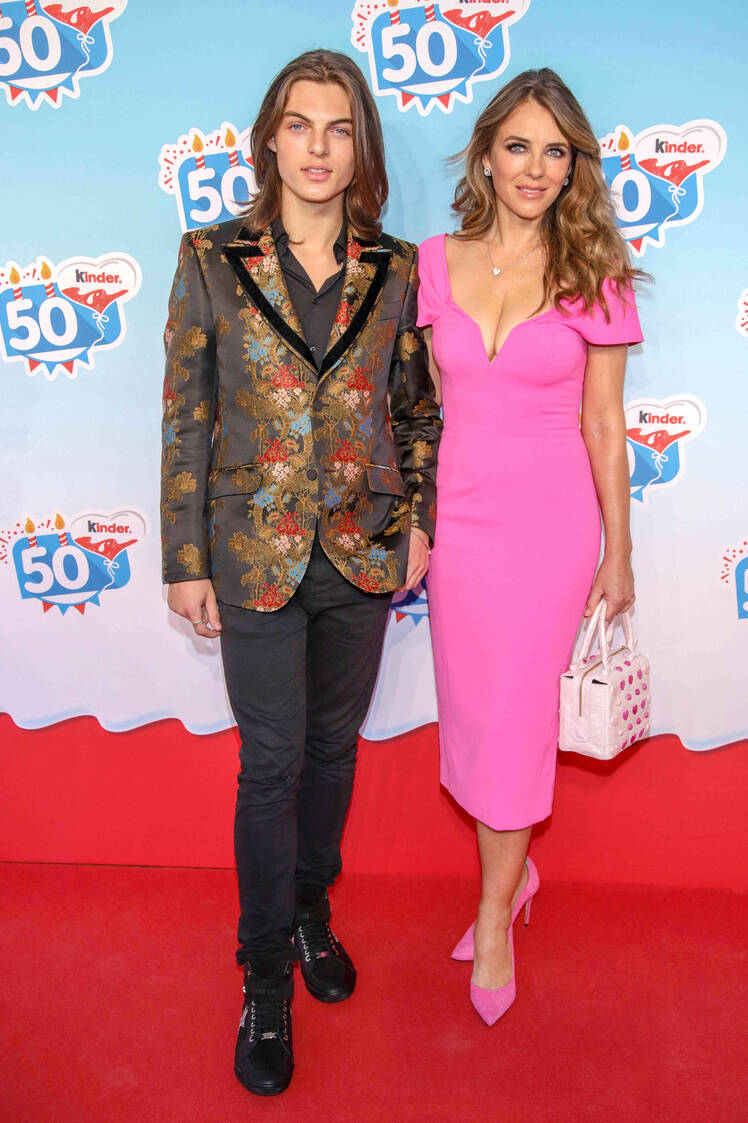 Elizabeth Hurley Son Damian Hurley: Job, Life Details