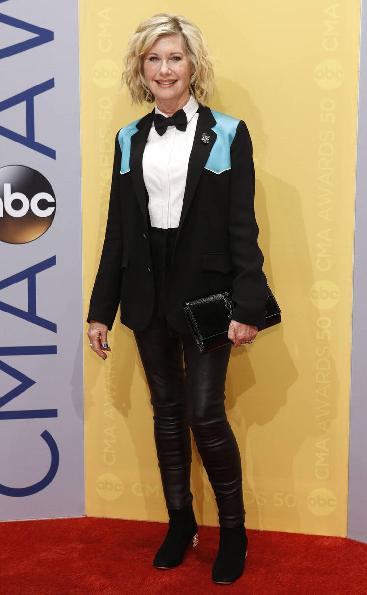 Olivia Newton-John’s Final Days Before Death From Cancer  