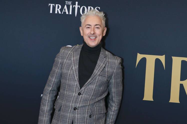 Alan Cumming Is An Actor, Singer, TV Host And More! Learn About His Impressive Net Worth