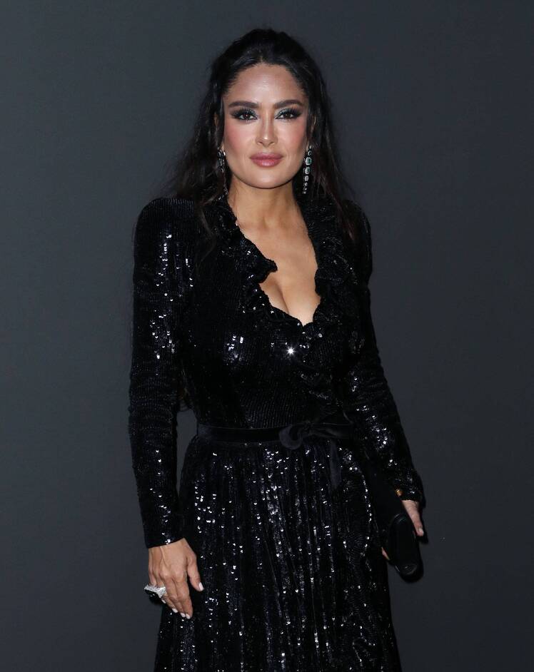 Salma Hayek wears black gown on red carpet
