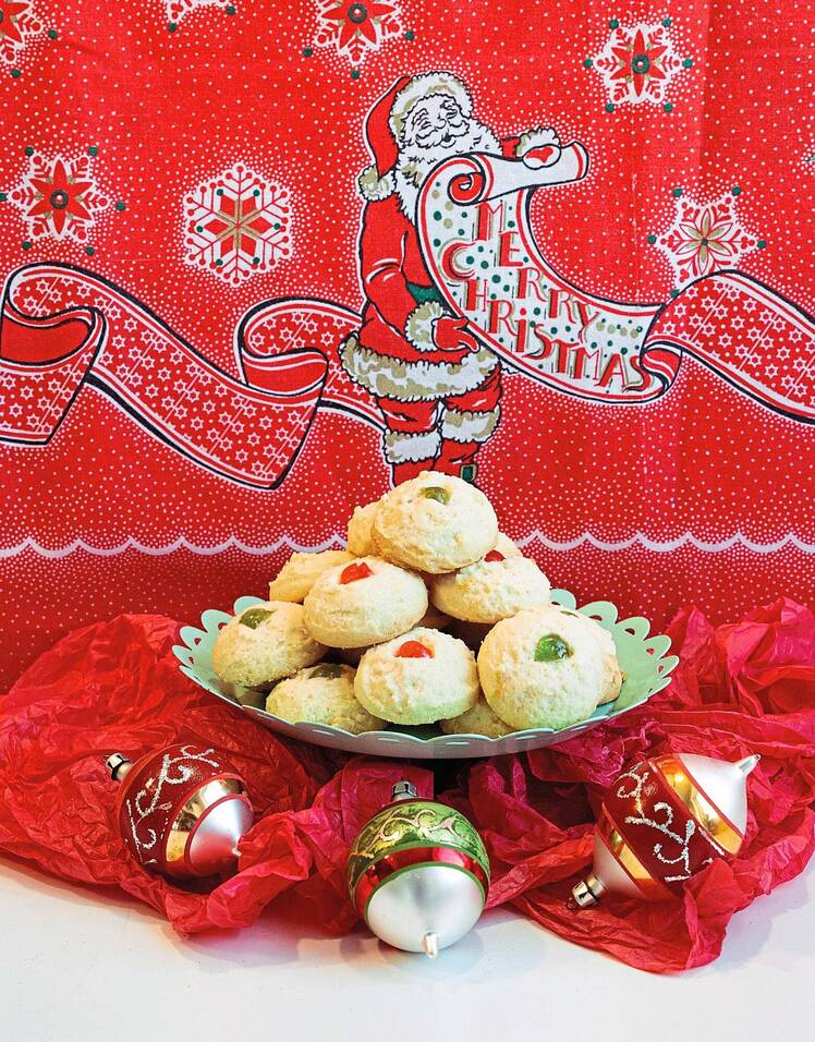 Classic Holiday Sweets Recipes 720