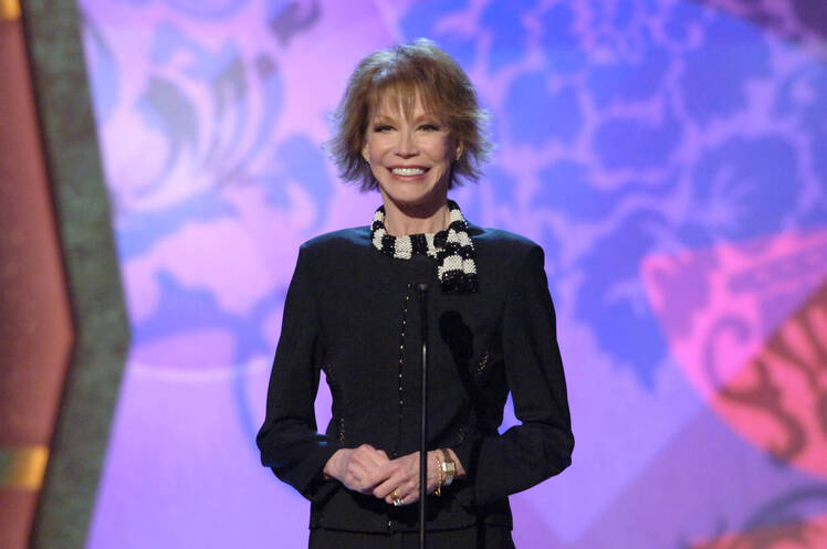 mary-tyler-moore-jewelry-auction