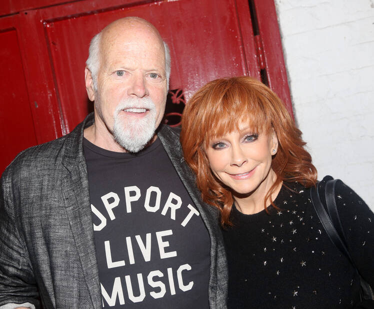 is-reba-mcentire-engaged