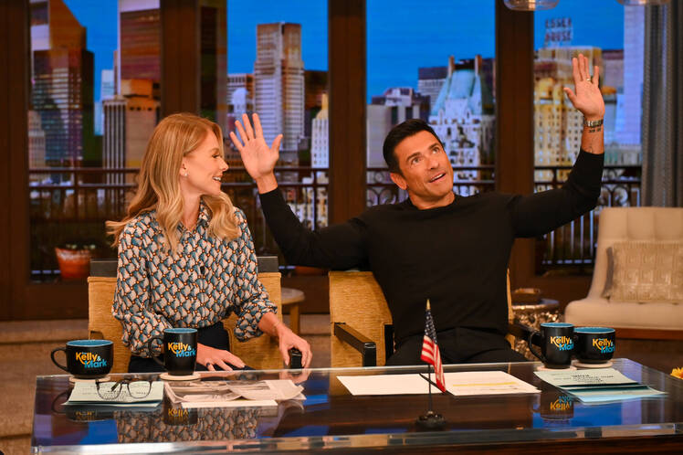 Kelly Ripa Compares Moment With Mark Consuelos to Mickey Mouse