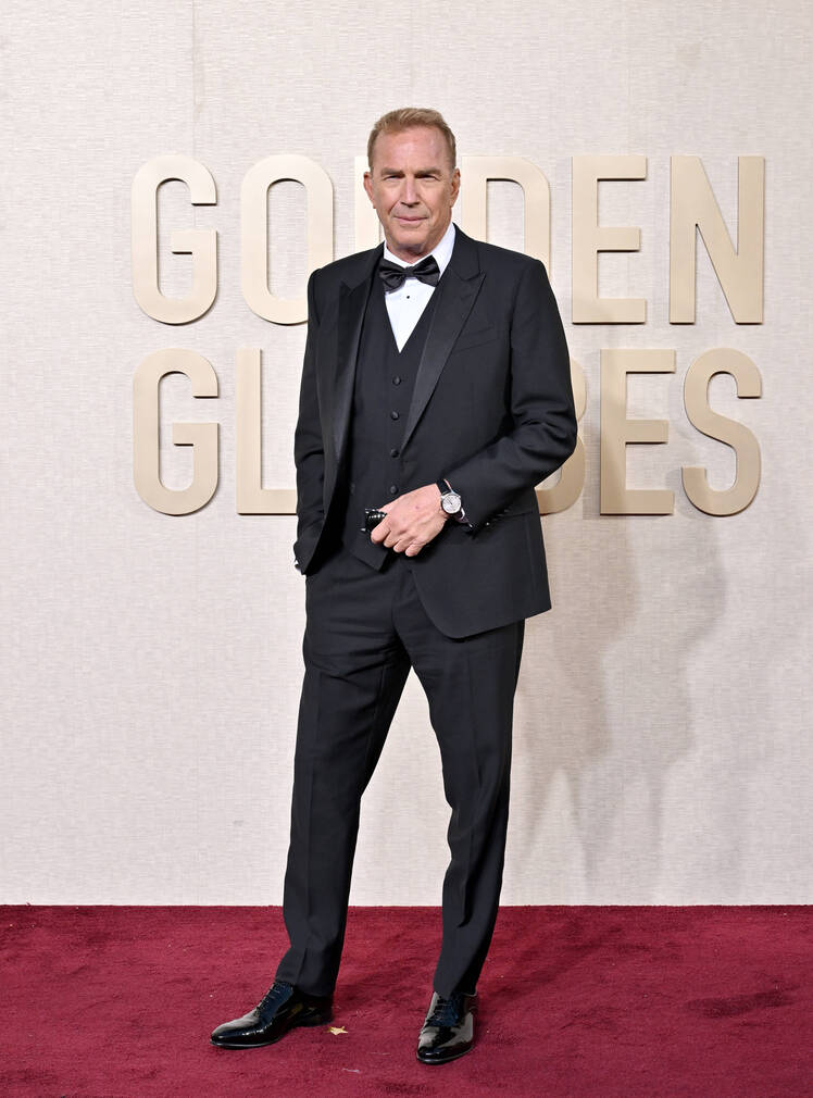 Kevin Costner’s Yellowstone Costars ‘Drifted Away’ From Him