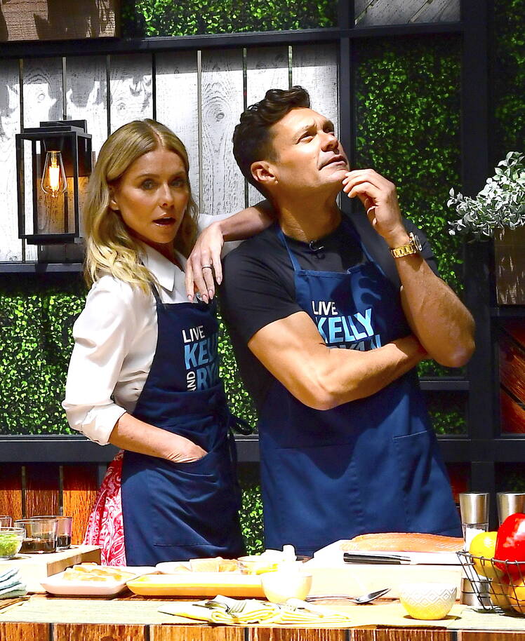 where-does-ryan-seacrest-live