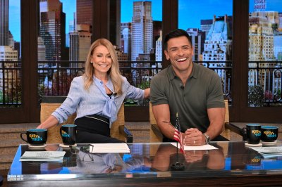 Mark Consuelos Scolds Audience Member and Makes Crotch Comment on Live