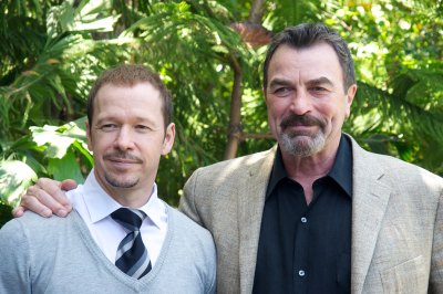 Tom Selleck and Donnie Wahlberg on Blue Bloods Cast Dinner Scenes