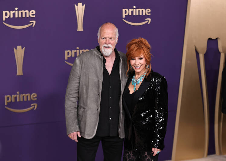 Rex Linn Was ‘a Little Nervous’ About Working With Reba McEntire