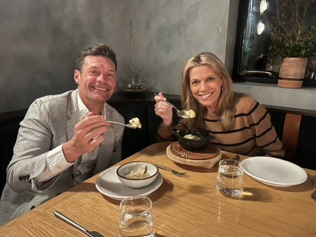 ryan seacrest, vanna white