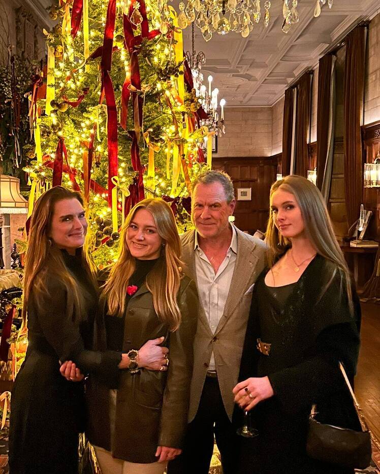 Brooke Shields 'Terrified' to Be Empty Nester After Daughters Go to College