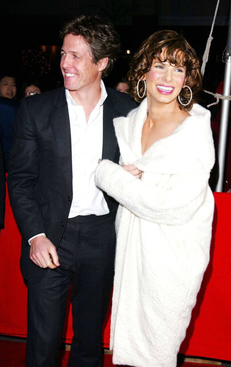 Hugh Grant and Sandra Bullock
