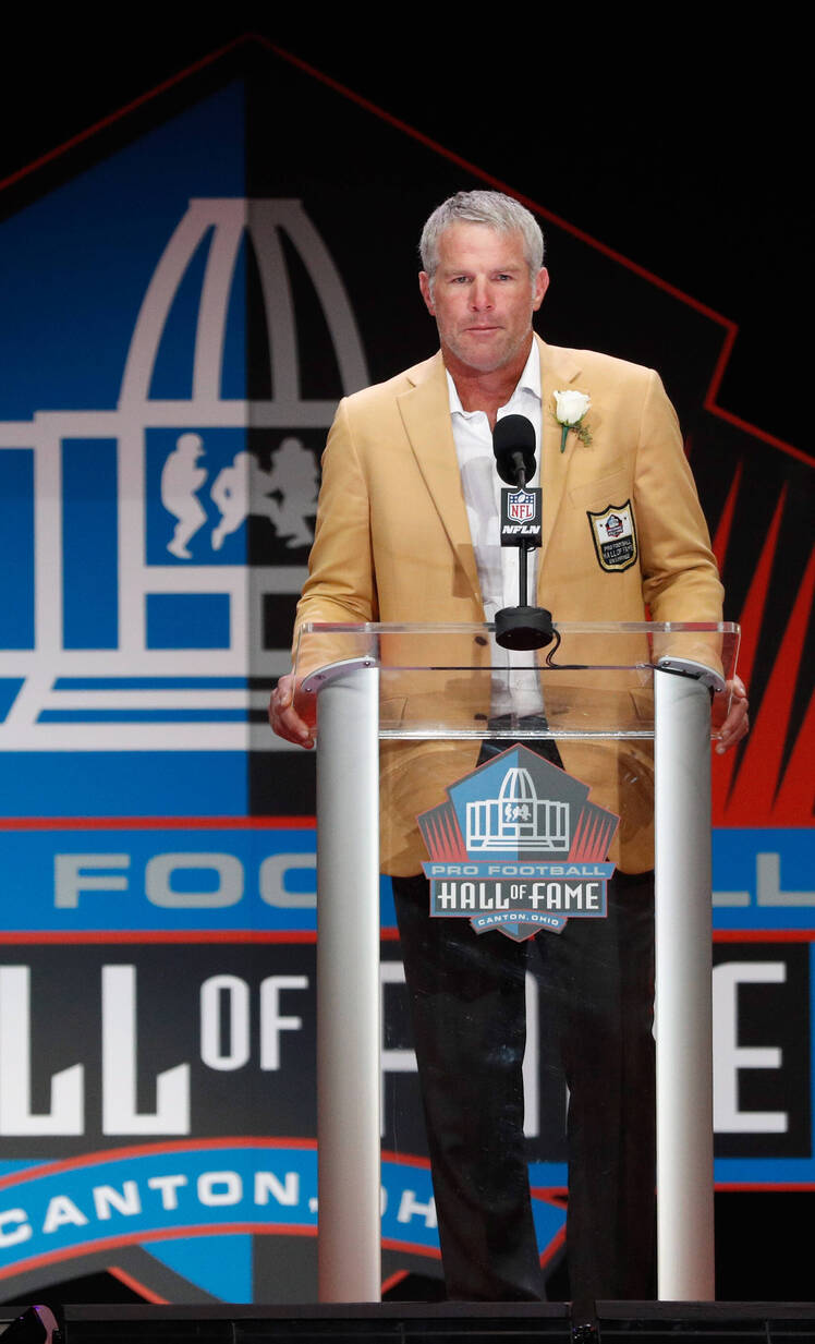 Brett Favre Reveals Parkinson’s Diagnosis During Congressional Hearing