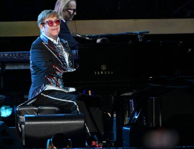 elton john eye infection