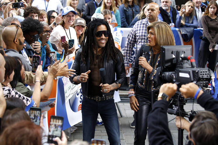 Hoda Kotb Gushes Over 'Hot' Lenny Kravitz on Today and Holds His Hand