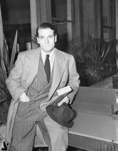 Laurence Olivier's Son Recalls Memories With His Father