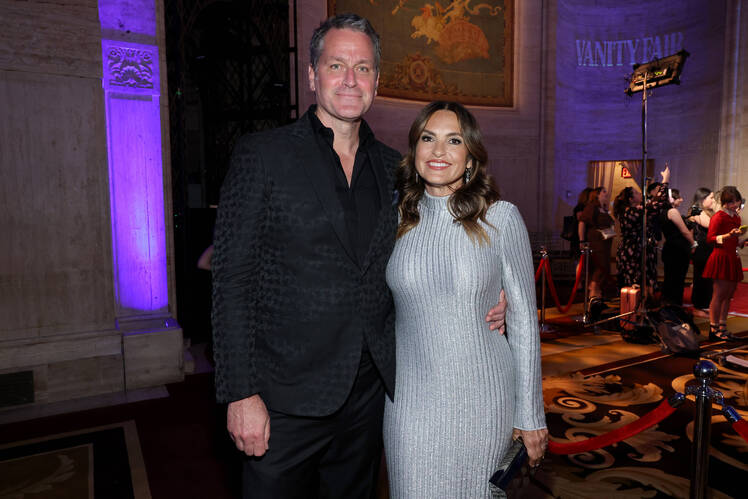 Mariska-Hargitay-Reflects-on-Pain-and-Trauma-From-Childhood