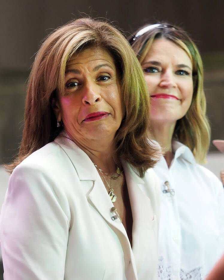 Fans Want Savannah Guthrie to Replace Hoda Kotb in Today's 4th Hour